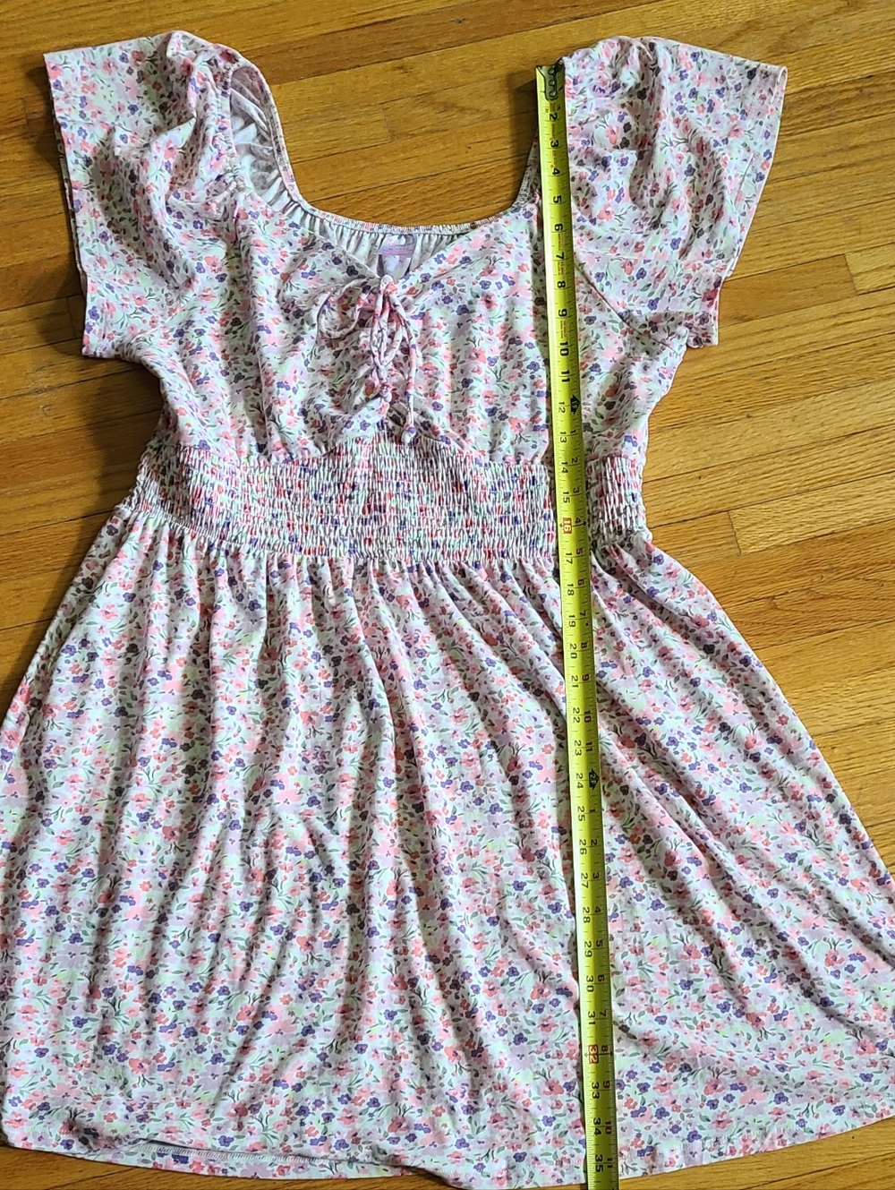 No Boundaries Flirty Floral Dress Size XL Knee Length Tie Front EUC - Picture 3 of 5
